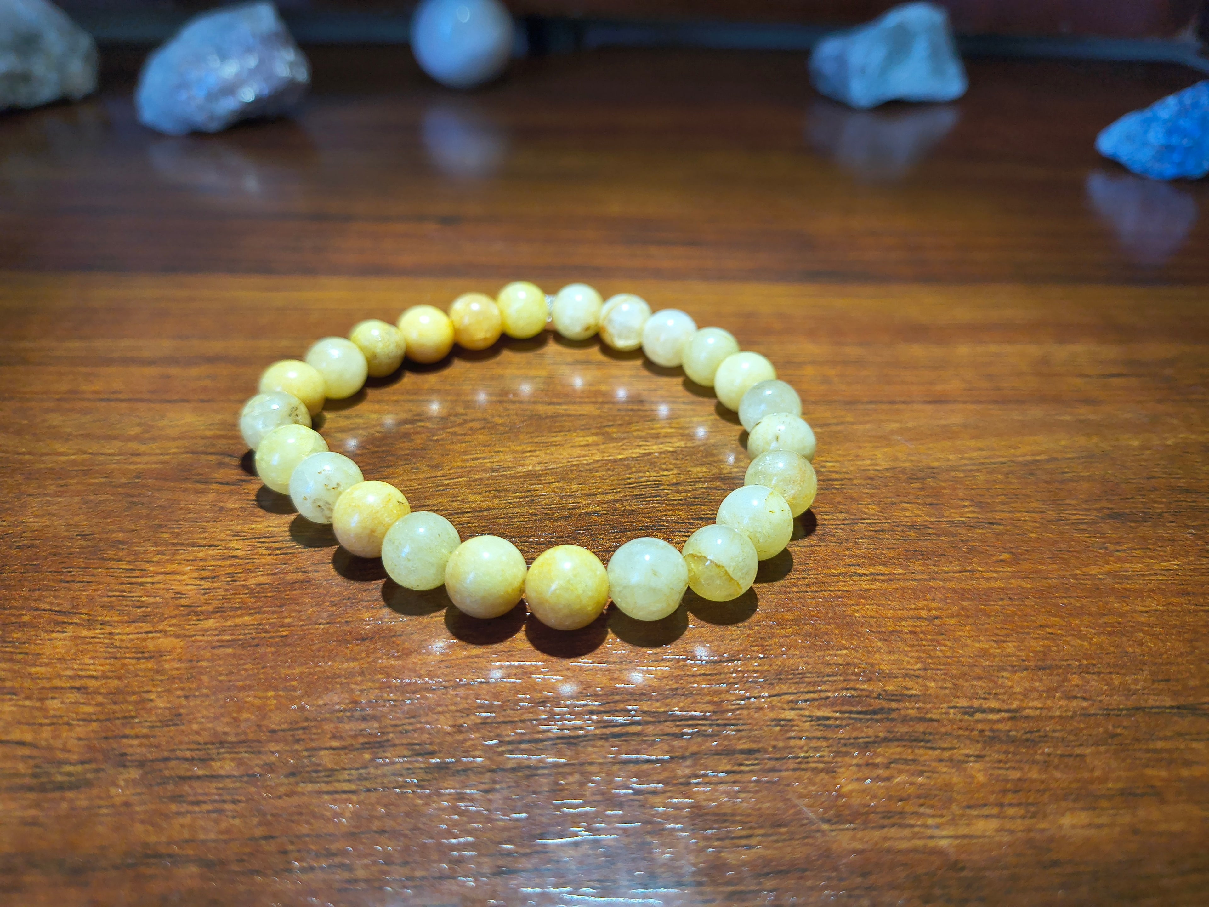 Yellow jade bead bracelet