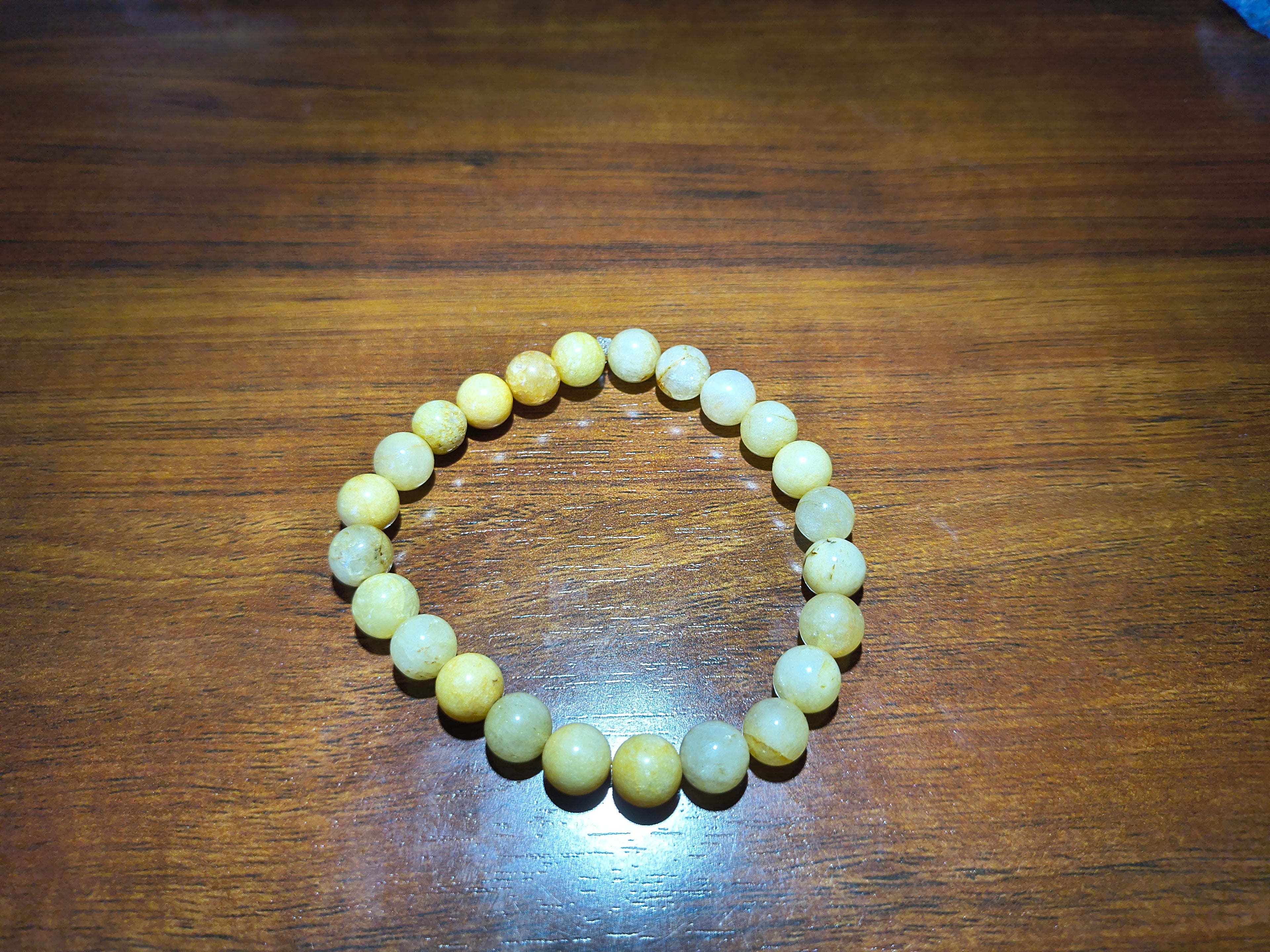Yellow jade bead bracelet
