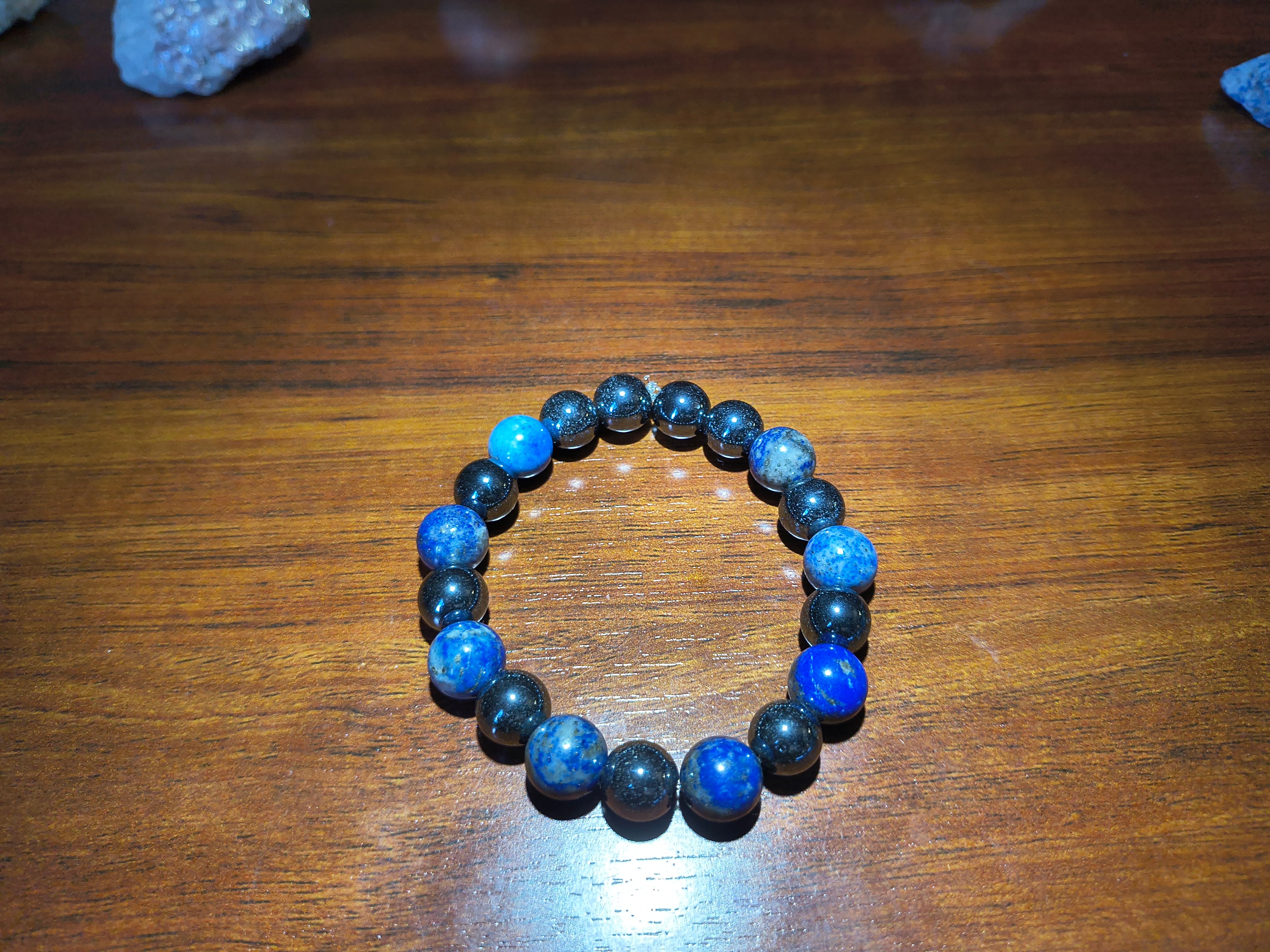 Lapis lazuli and hematite bead bracelet